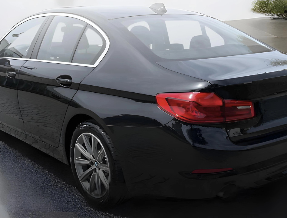 BMW Seria 5 520dSedan (4)