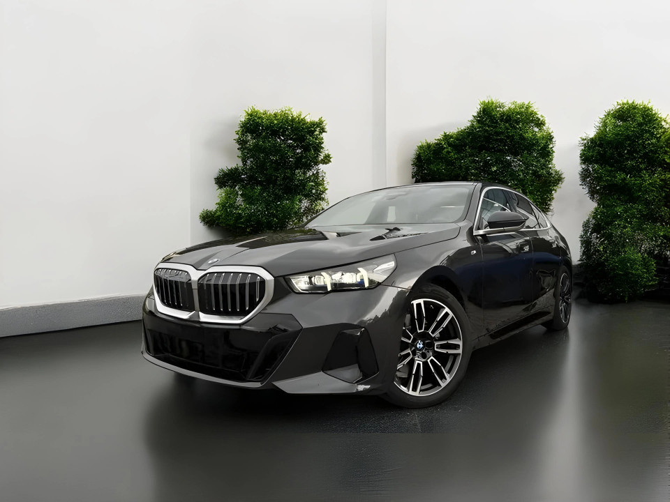 BMW Seria 5 520d xDrive M Sport - foto 7