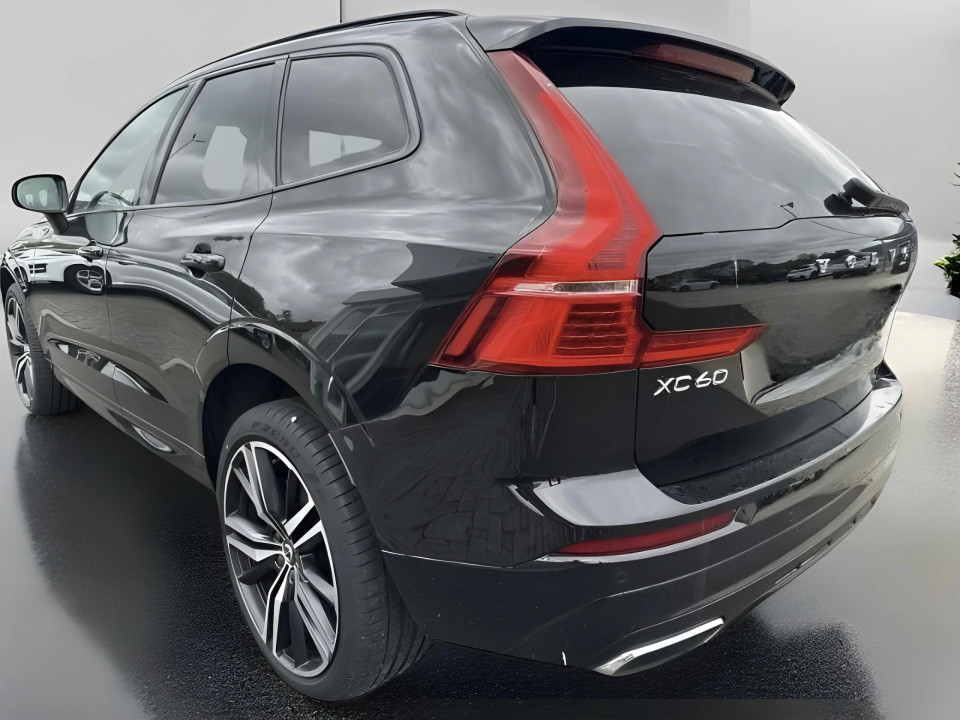 Volvo XC 60 R Design AWD B4 (3)