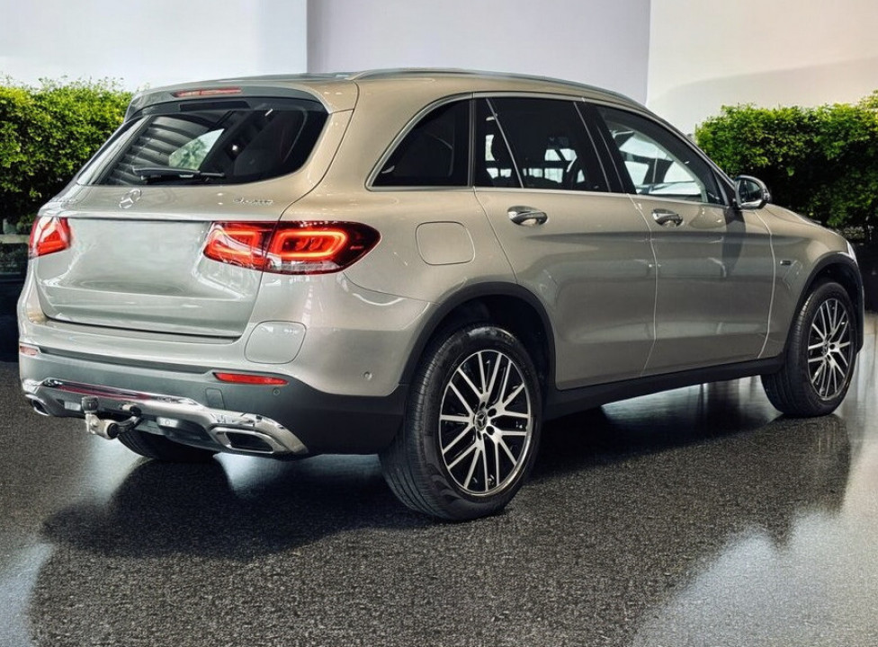 Mercedes-Benz GLC 300de 4Matic Exclusive (2)