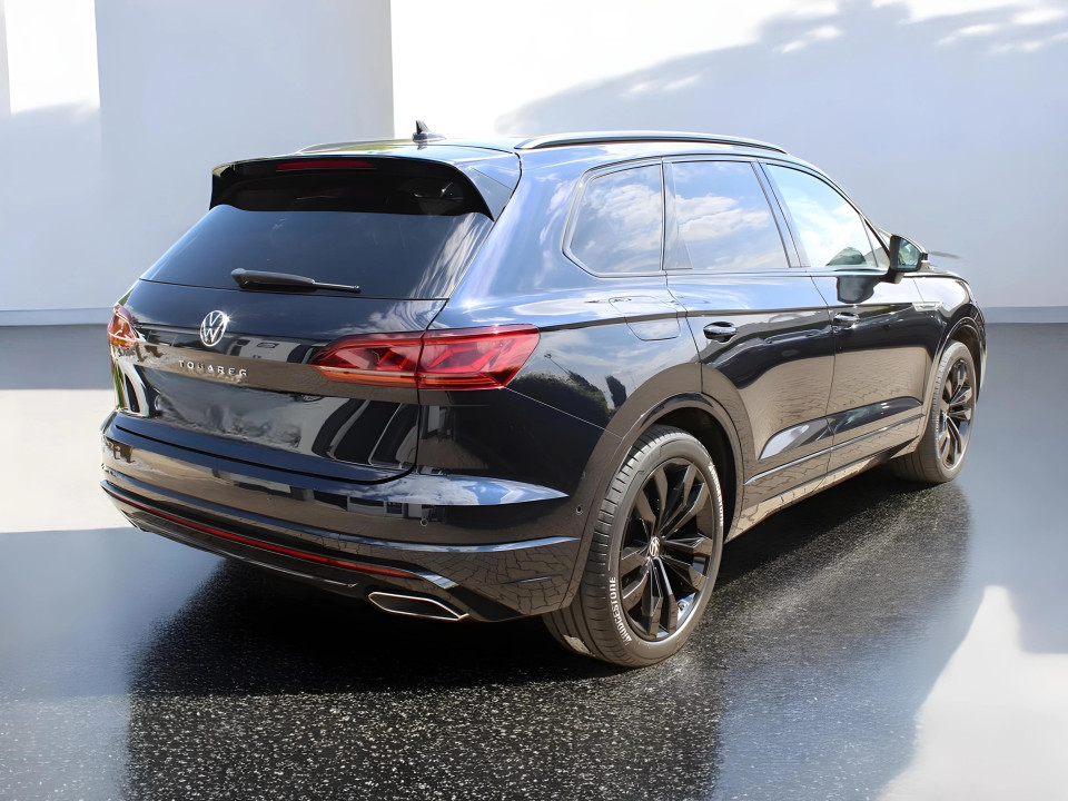 Volkswagen Touareg R-Line 4Motion (5)