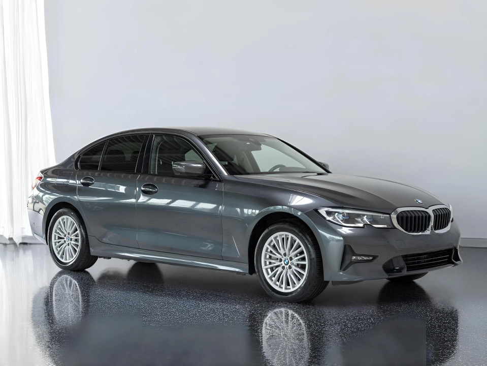 BMW Seria 3 BMW330 e xD Sport Line (2)