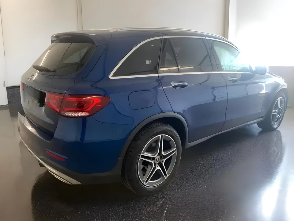 Mercedes-Benz GLC 220d 4Matic (2)