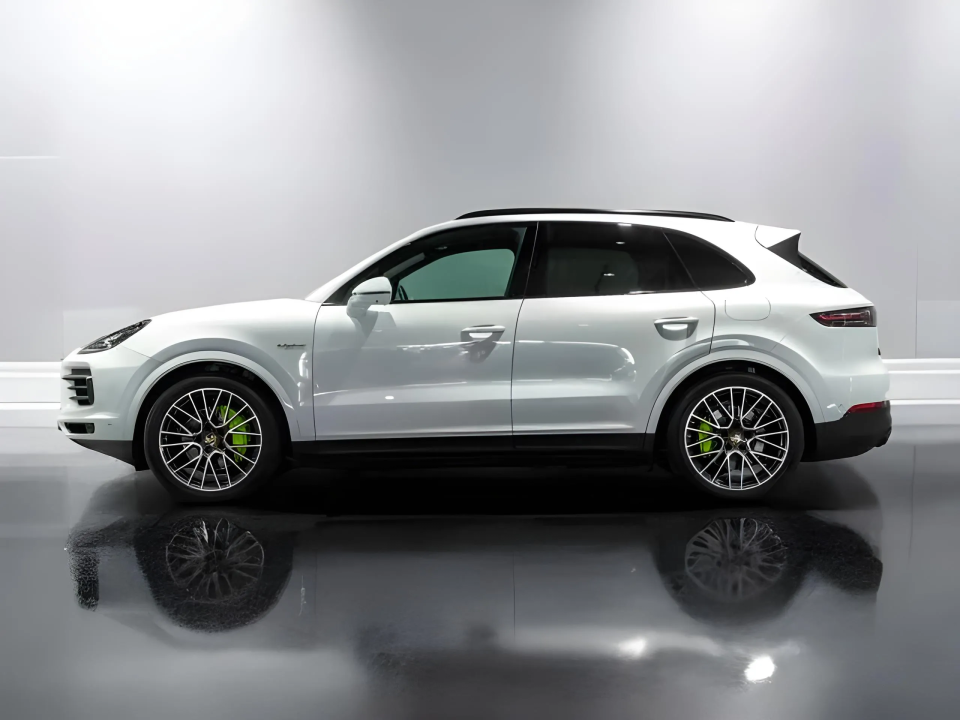 Porsche Cayenne E-Hybrid (2)