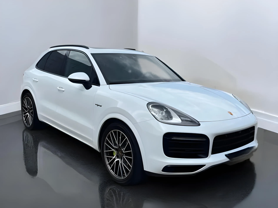 Porsche Cayenne E-Hybrid Platinum Edition