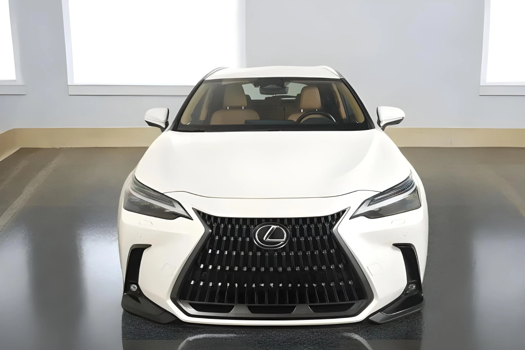 Lexus Seria NX 450h+ Luxury Plug-In (5)