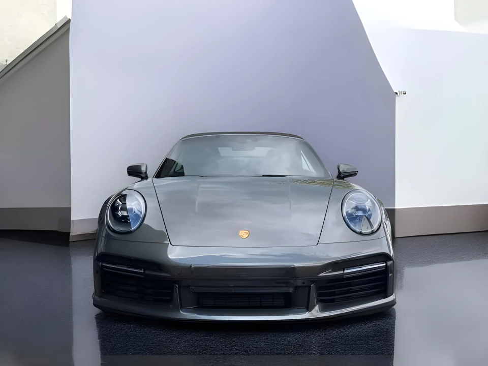 Porsche 911 Turbo S Cabriolet (5)