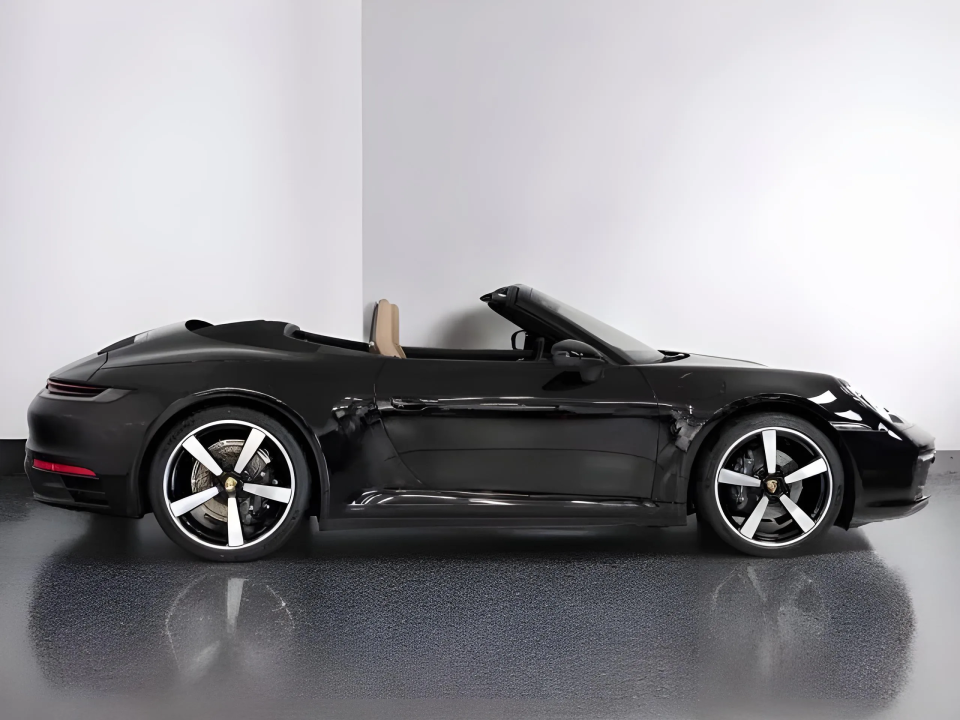 Porsche 911 Carrera Cabriolet (2)