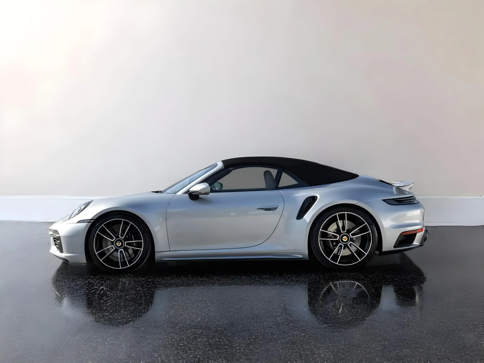 Porsche 911-TURBO-S Porsche 911 (992) Turbo S Cabriolet 3.8 (650 CP) PDK (2)