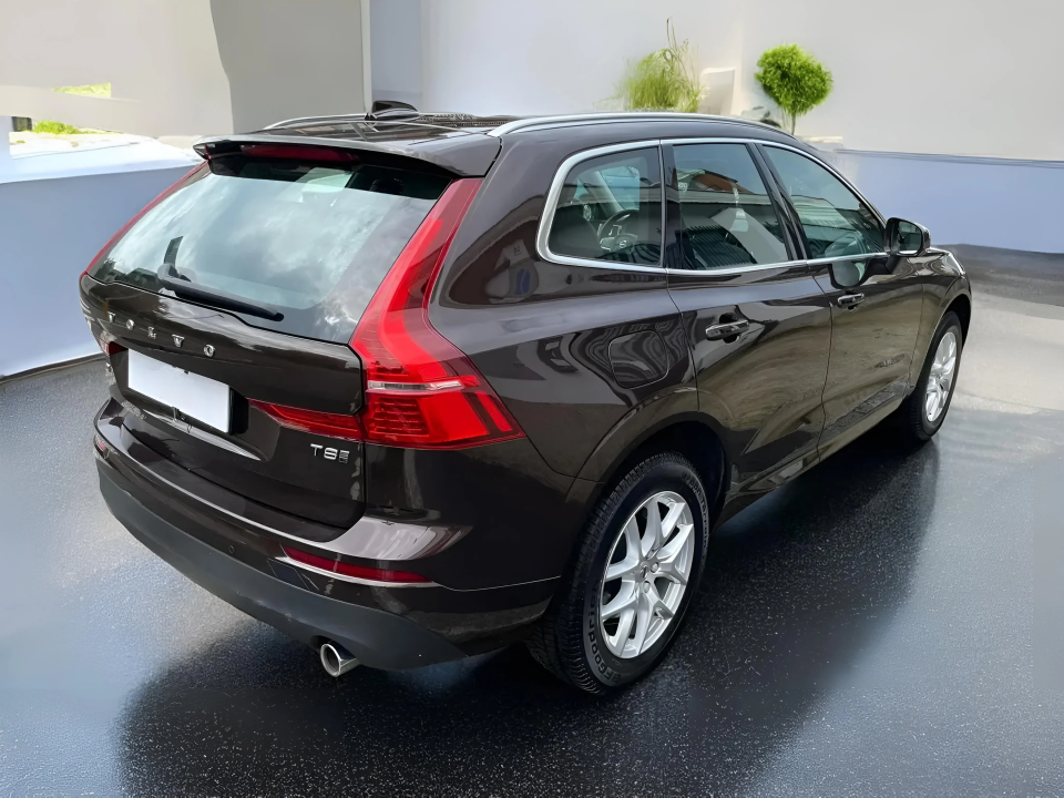 Volvo XC 60 T8 Recharge Business Plus (4)