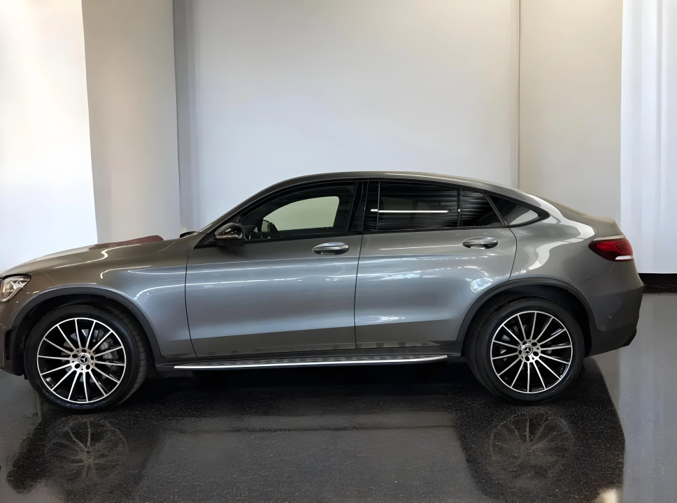 Mercedes-Benz GLC Coupe 300d 4MATIC 9G-Tronic AMG (2)