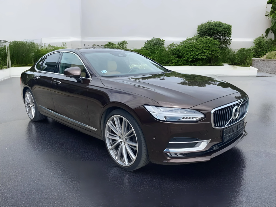 Volvo S90 T6 Recharge AWD Inscription (1)