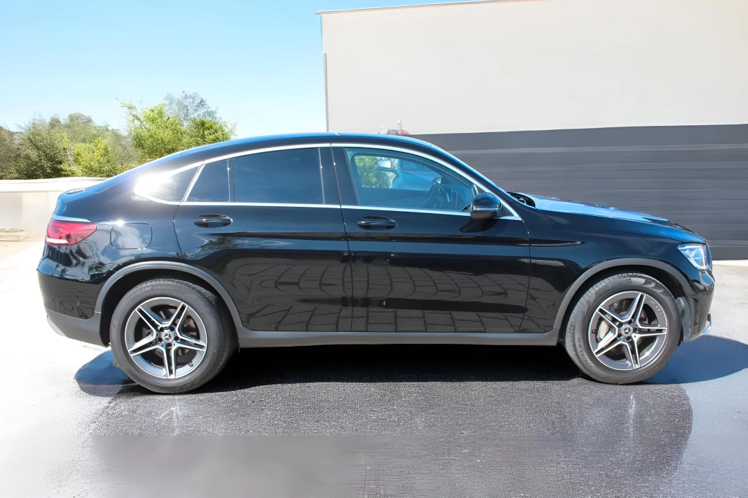 Mercedes-Benz GLC Coupe 220d 4MATIC AMG Line (2)