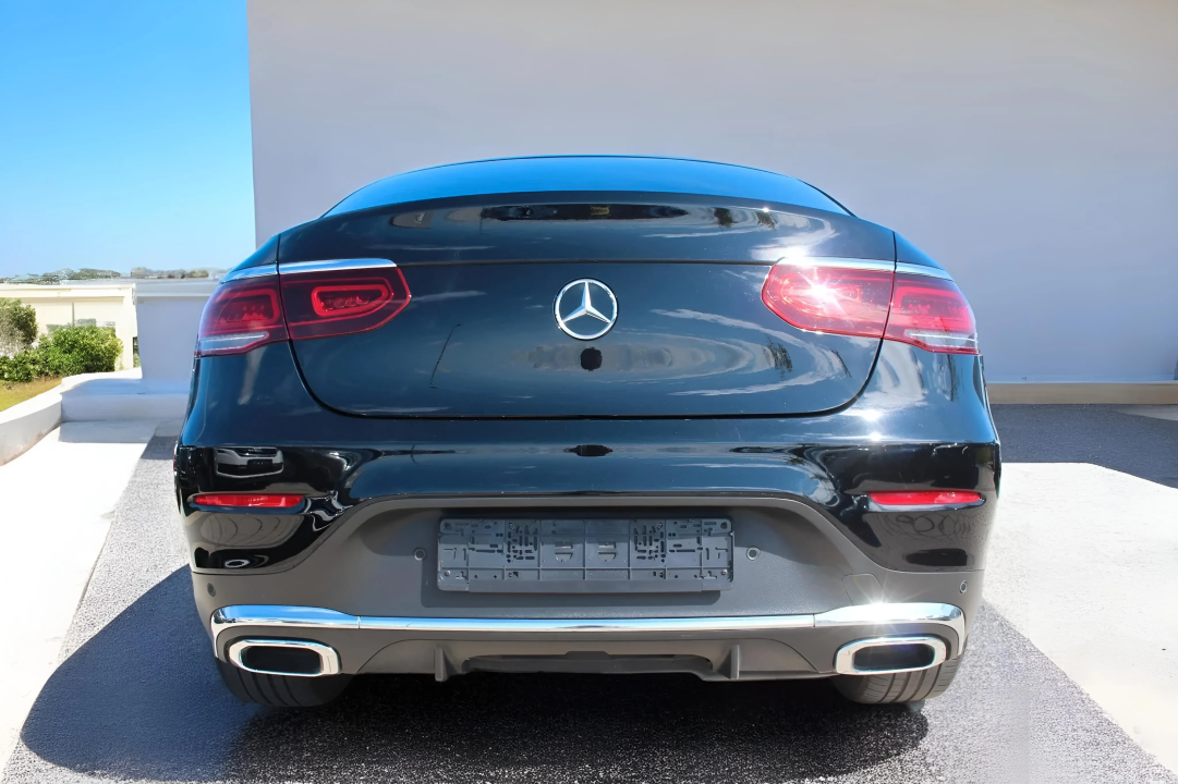 Mercedes-Benz GLC Coupe 220d 4MATIC AMG Line (5)