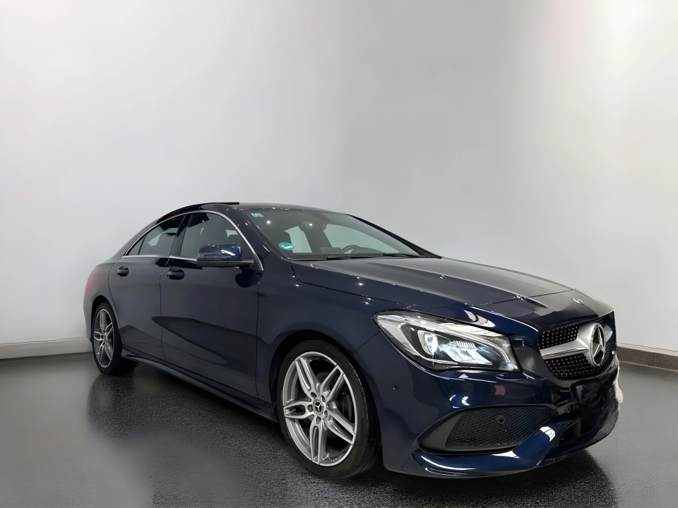 Mercedes-Benz CLA 180d (1)