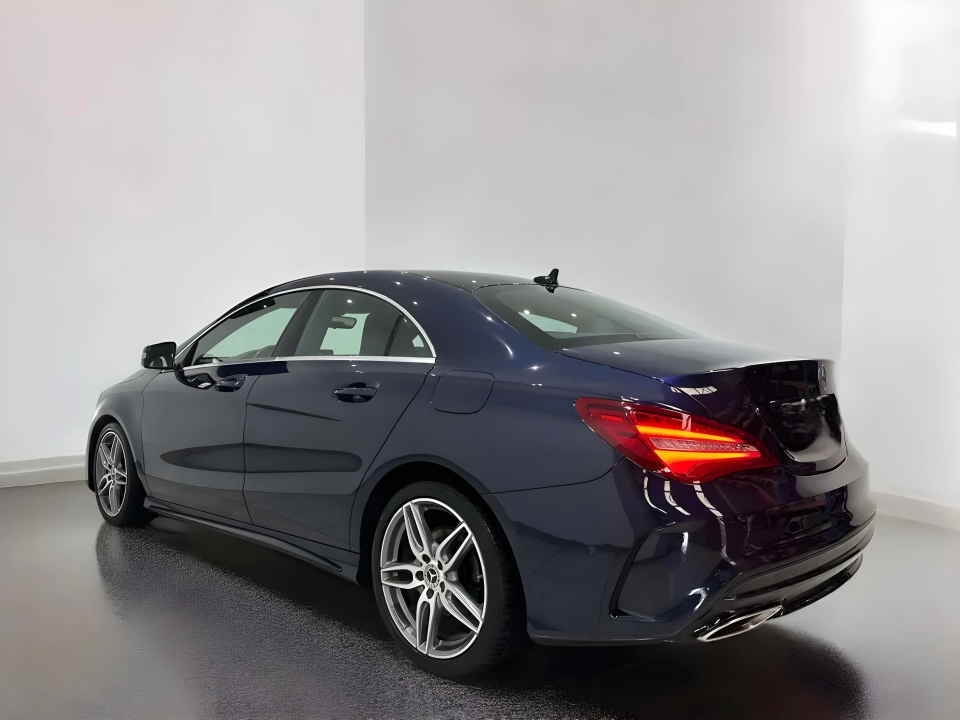 Mercedes-Benz CLA 180d (4)