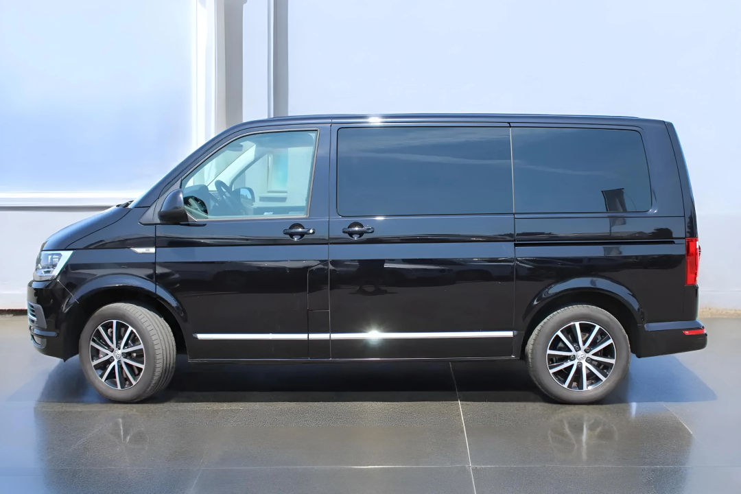 Volkswagen Caravelle T6 Highline 2.0TDI 4MOTION DSG (4)