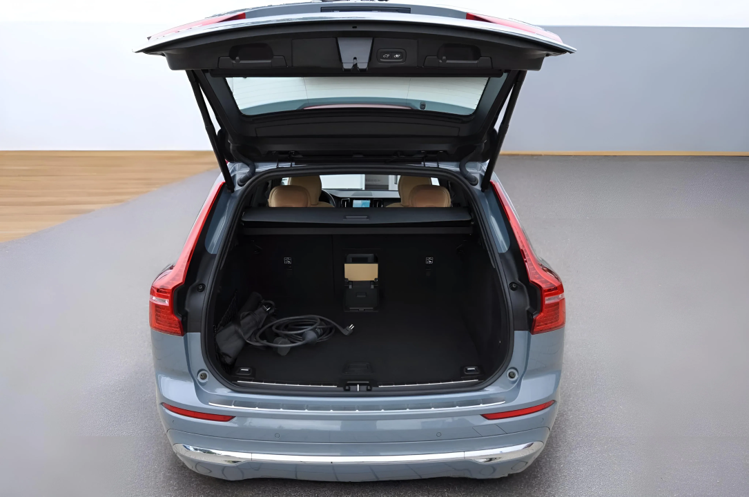 Volvo XC 60 Inscription Recharge AWD - foto 15