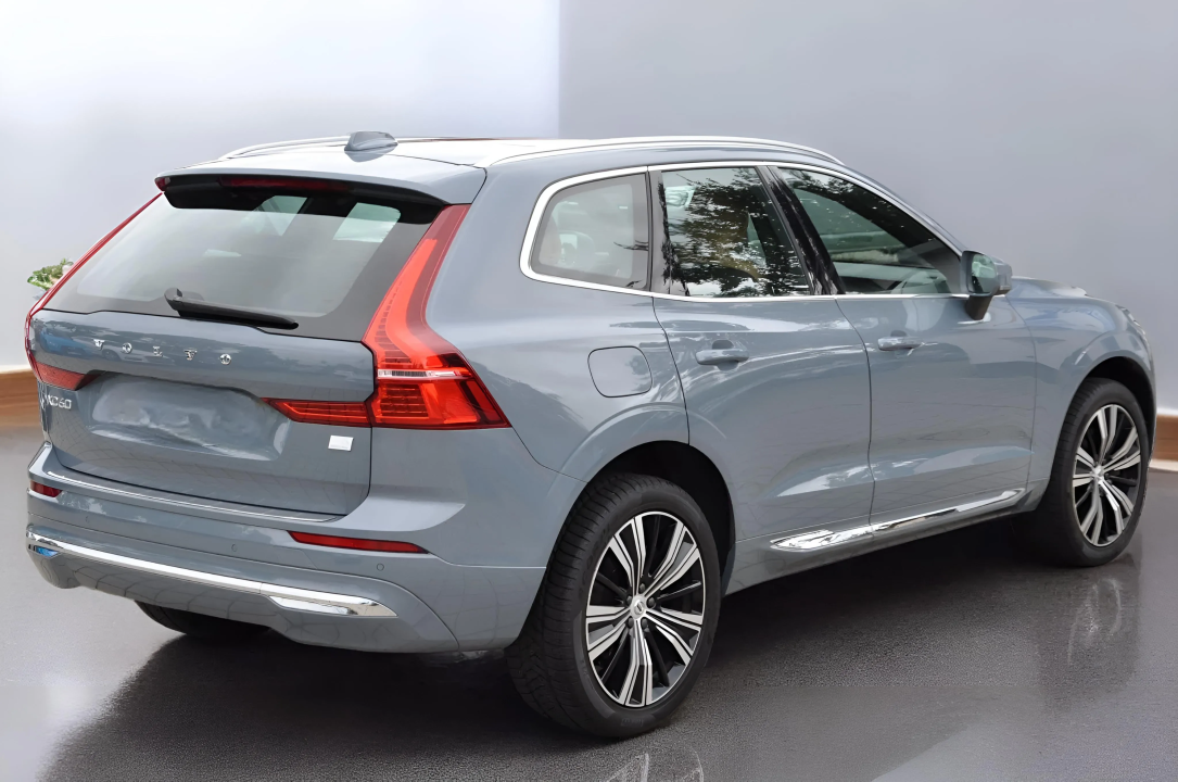 Volvo XC 60 Inscription Recharge AWD (3)