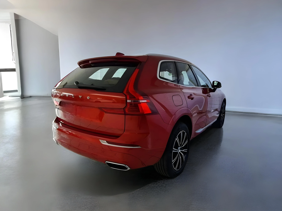 Volvo XC 60 T8 Recharge Inscription (3)