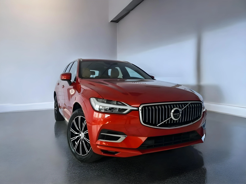 Volvo XC 60 T8 Recharge Inscription (1)