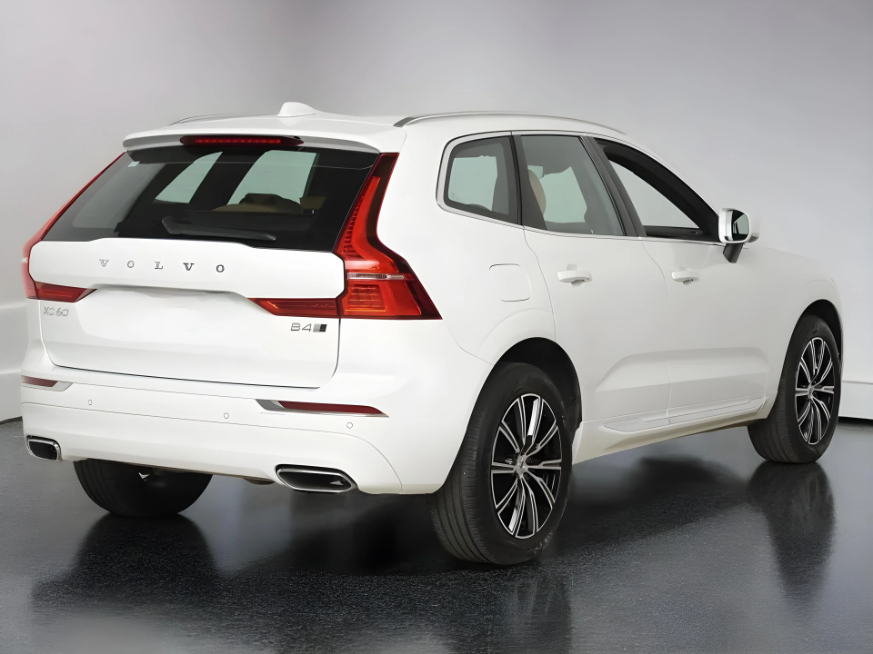 Volvo XC 60 B4 AWD Inscription (4)