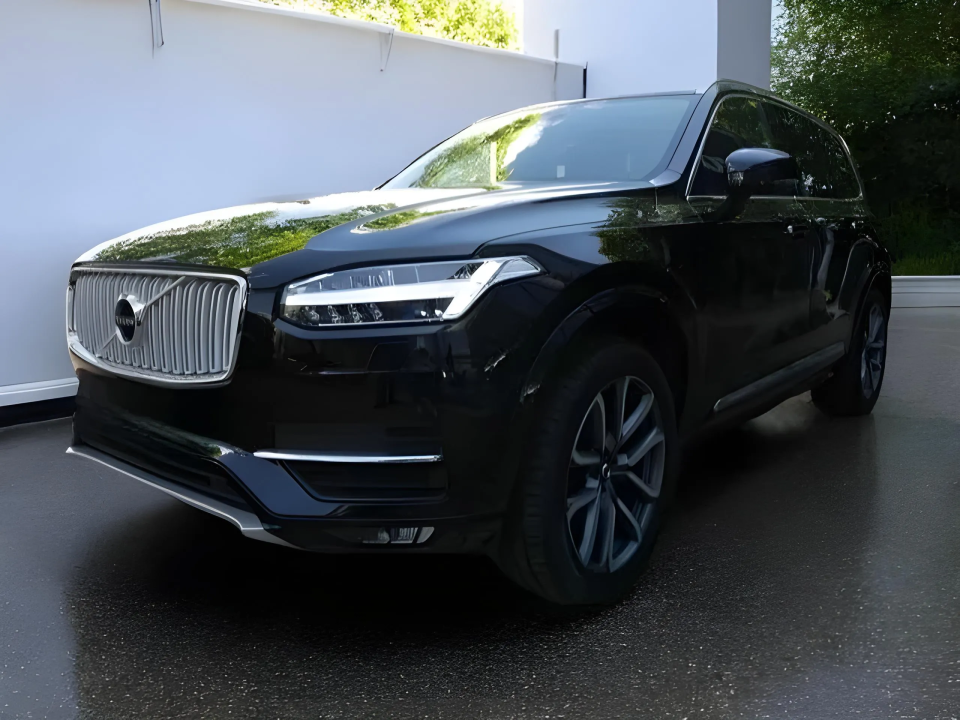 Volvo XC 90 D5 AWD Inscription 7 Locuri (2)