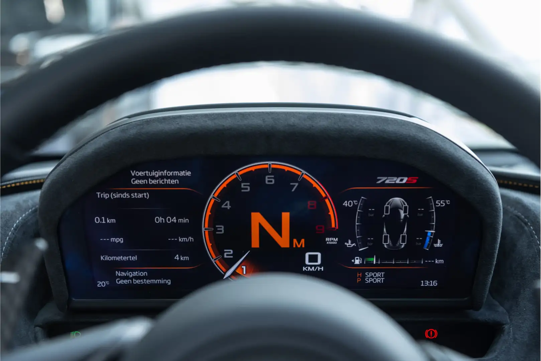 McLaren 720S 4.0 V8 Performance - foto 22