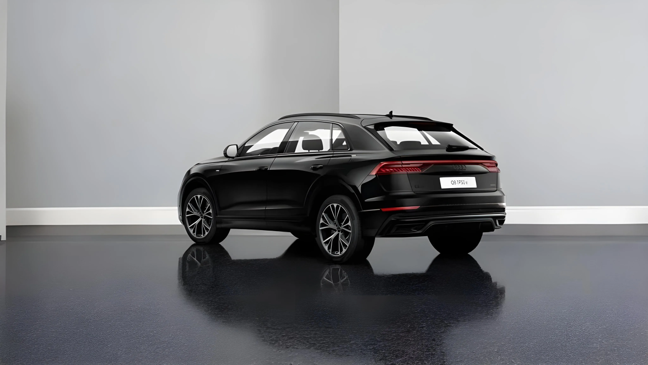 Audi Q8 55 TFSIe quattro tiptronic S-Line (2)