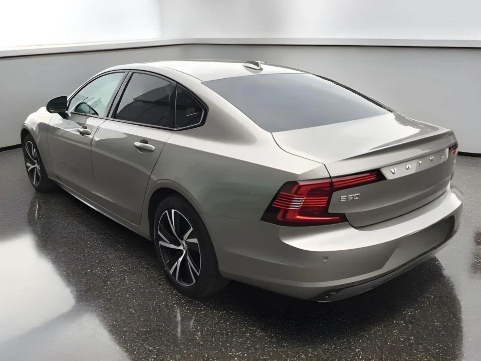 Volvo S90 B5 R-Design AWD (4)