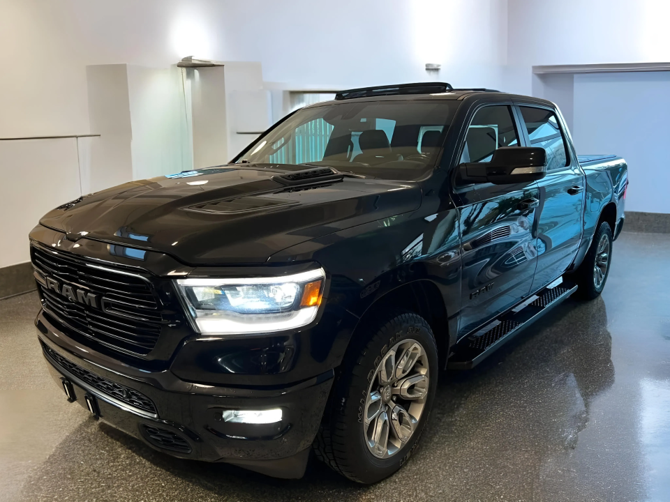 Dodge RAM 1500 LARAMIE (5)