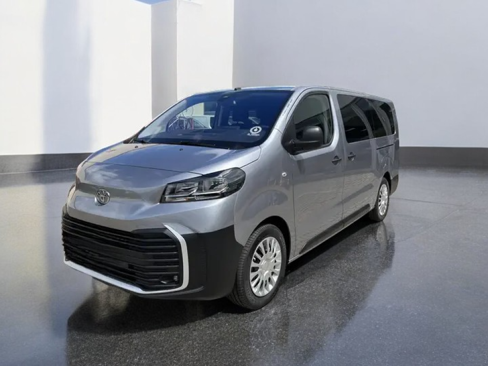 Toyota Proace Verso 2.0l Shuttle long 9 Locuri (4)