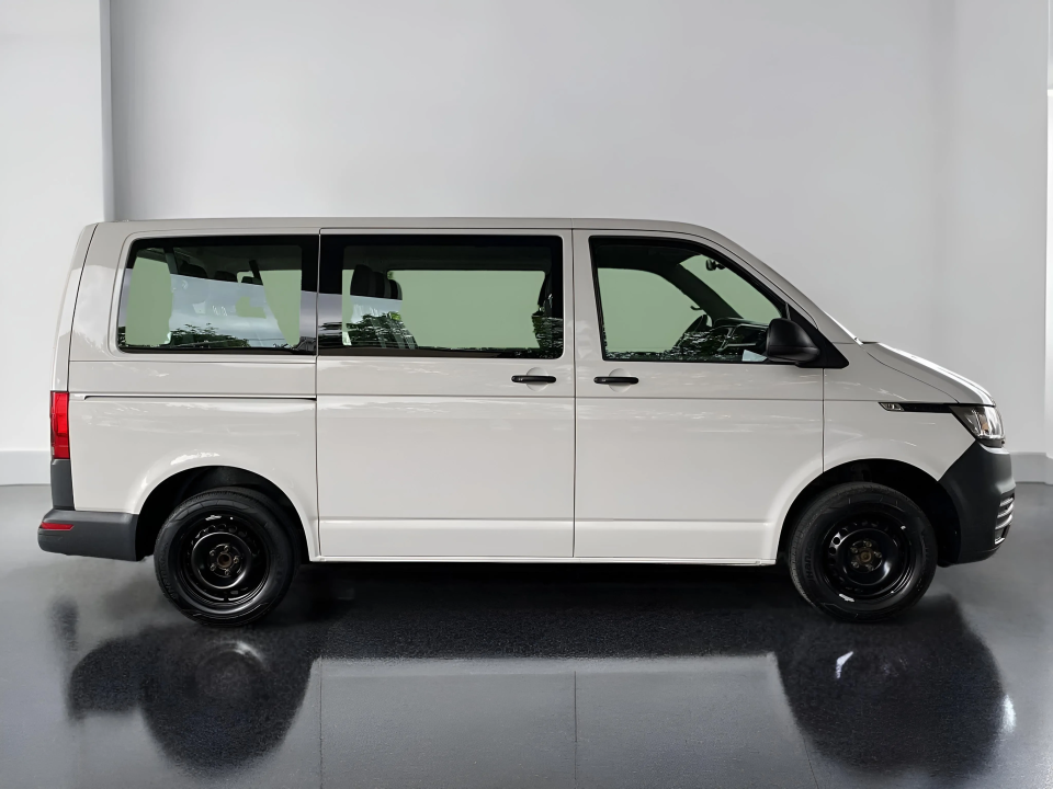 Volkswagen T6 2.0 TDI 9-Locuri Multivan (2)