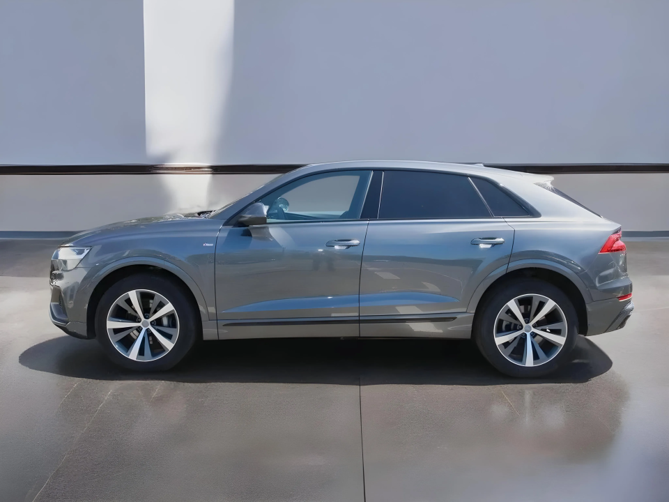 Audi Q8 50 TDI Quattro S Line (2)