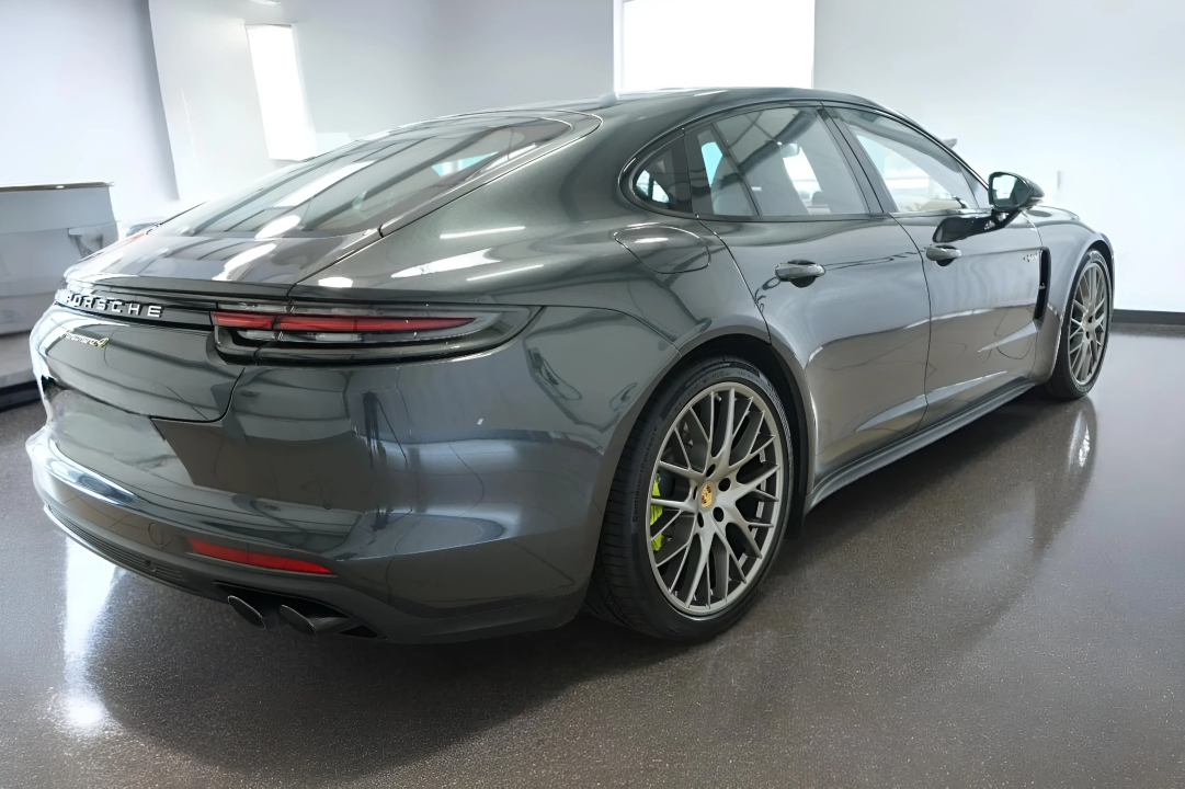 Porsche Panamera 4 E-Hybrid (2)