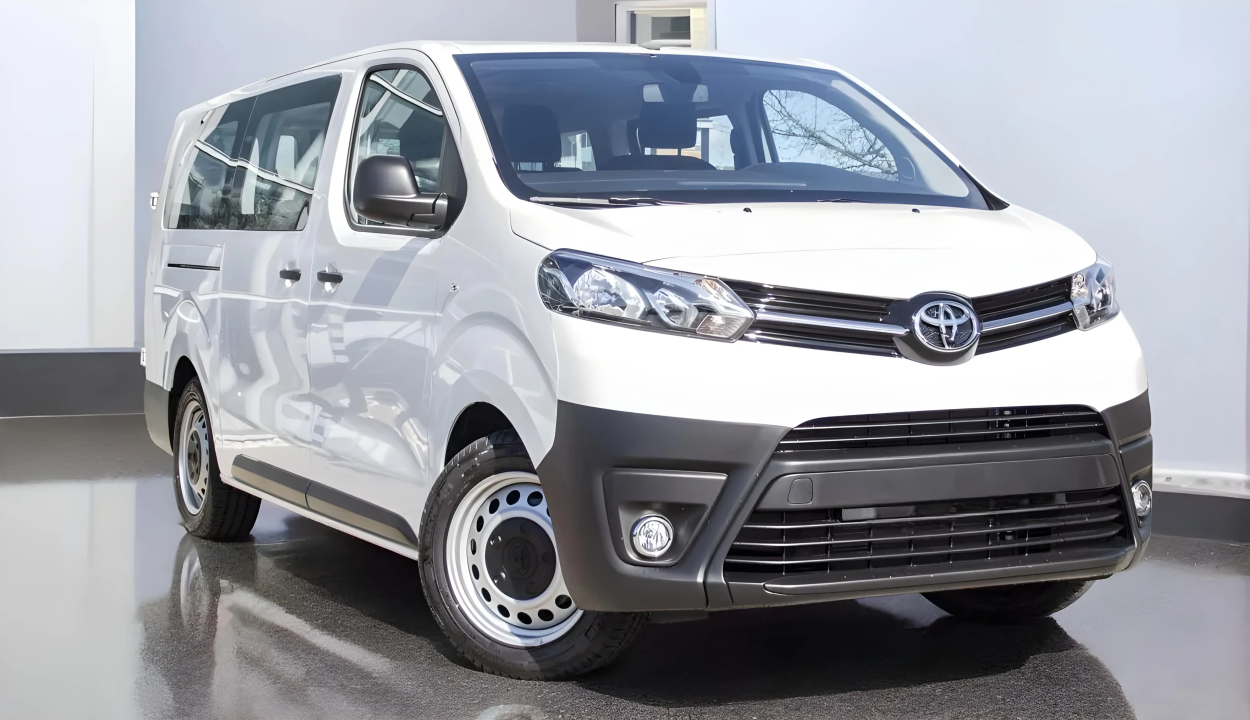 Toyota Proace Verso 2.0 D-4D L2 9 locuri (1)