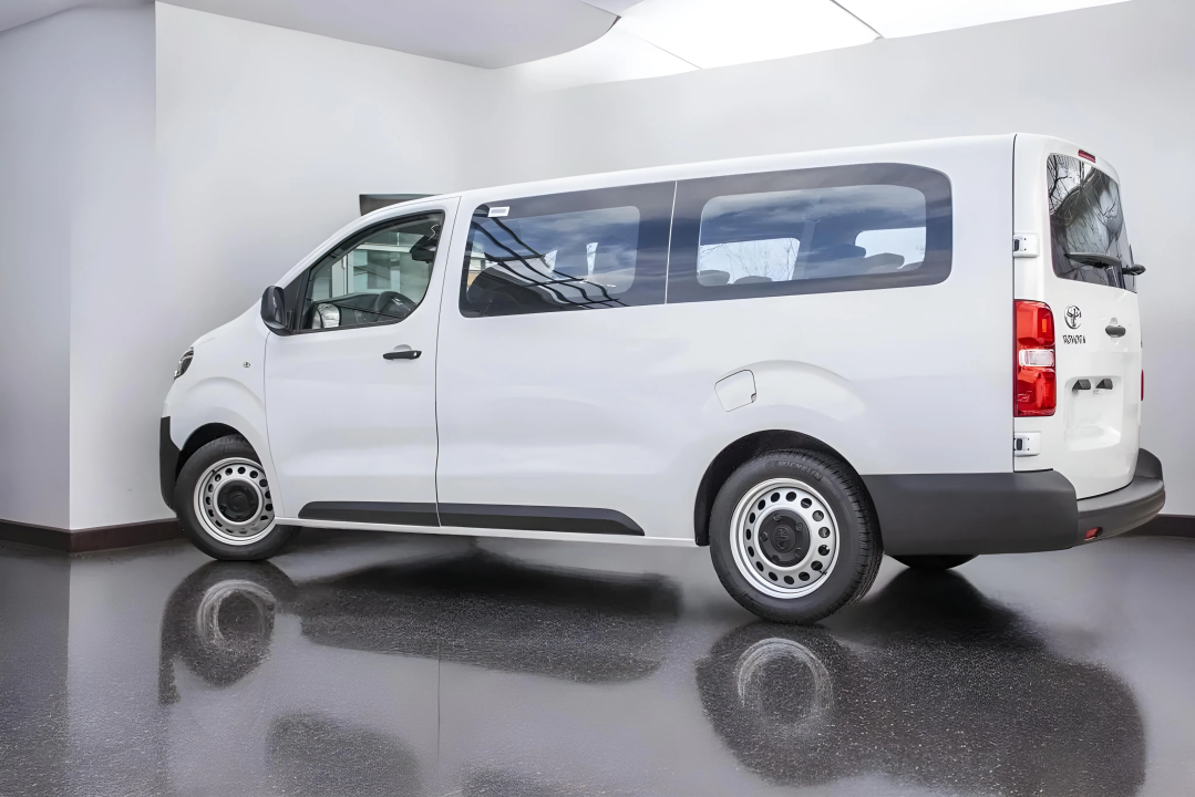 Toyota Proace Verso 2.0 D-4D L2 9 locuri (3)