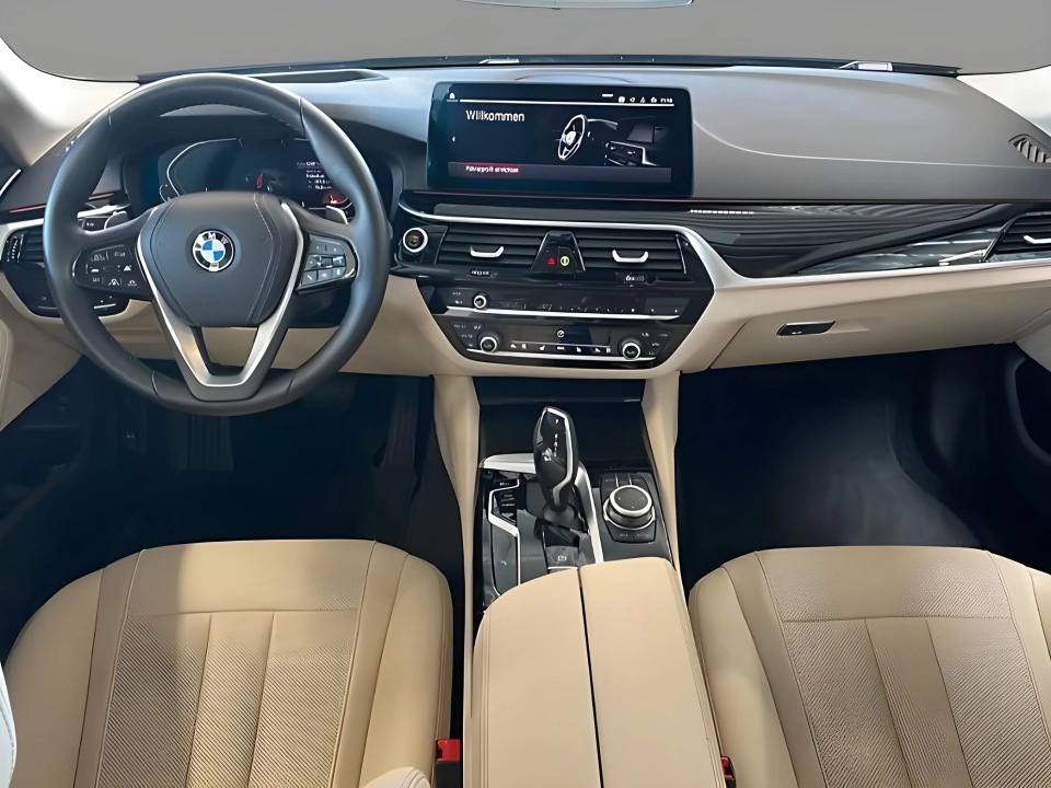 BMW Seria 5 530i xDrive Touring - foto 8