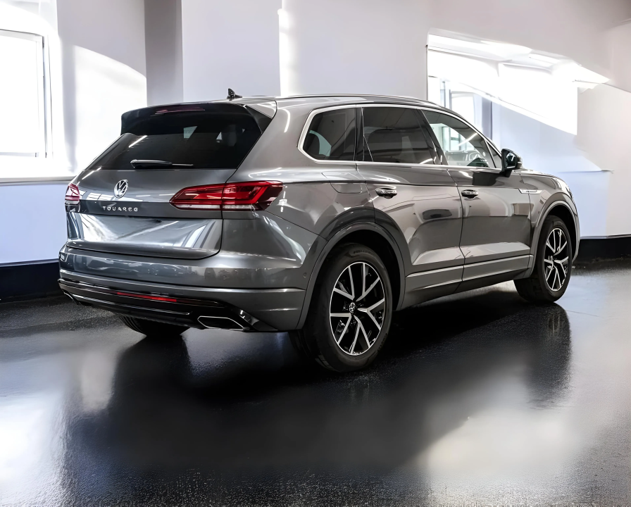 Volkswagen TOUAREG 3.0 TDI R-LINE (3)