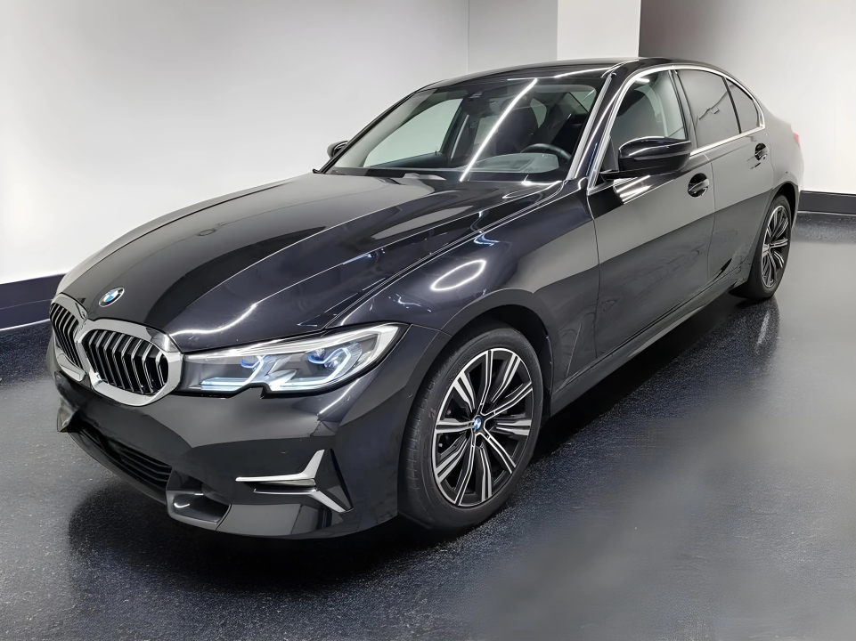 BMW Seria 3 330 i Luxury Line - foto 7