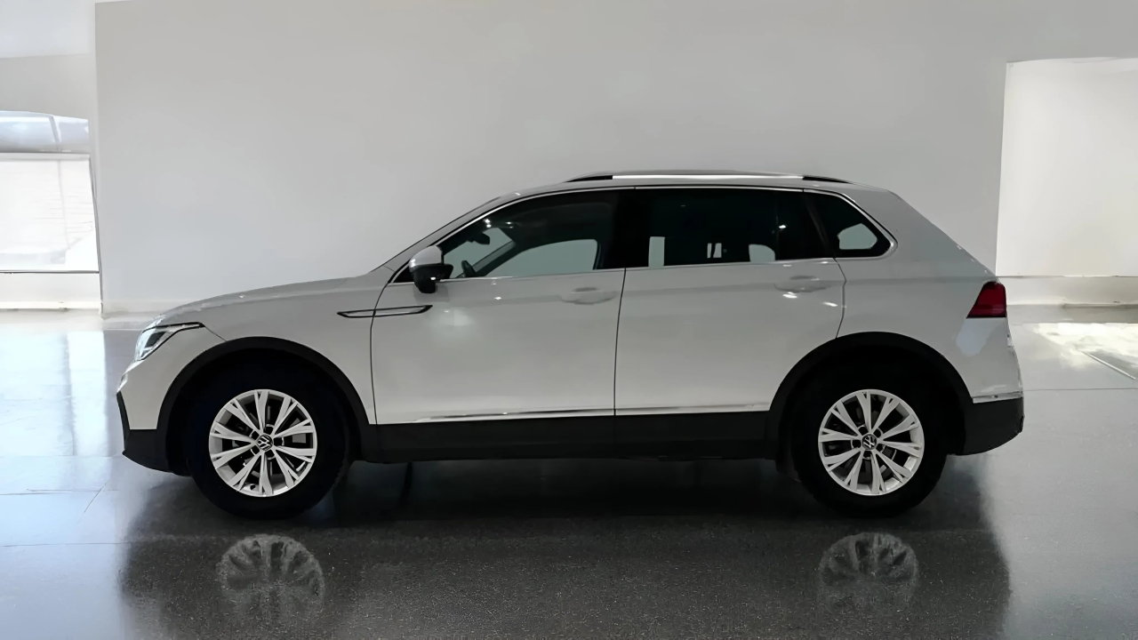 Volkswagen Tiguan Life 2.0TDI (3)