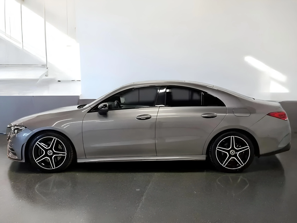 Mercedes-Benz CLA Coupe 200 4MATIC 8G-DCT AMG Line - foto 6