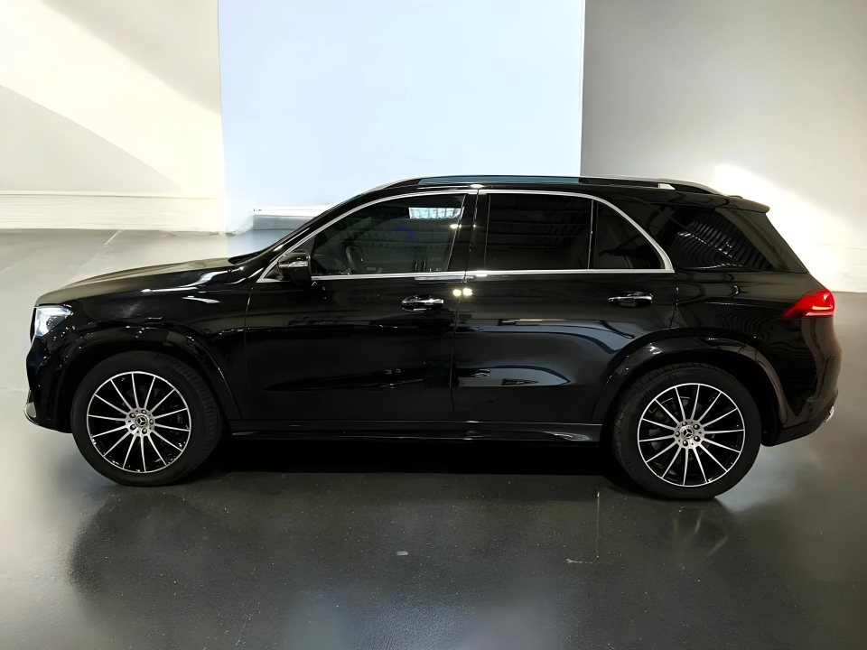 Mercedes-Benz GLE SUV 400d 4MATIC AMG Line (2)