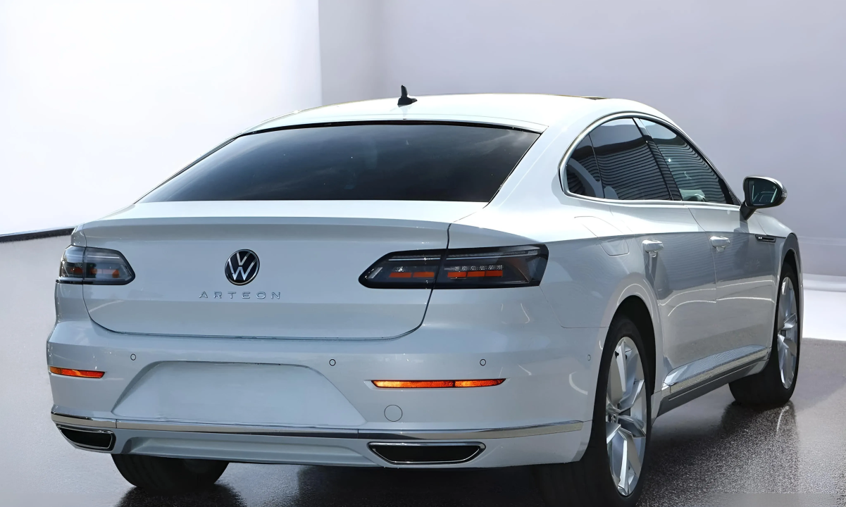 Volkswagen Arteon Elegance 2.0 TDI DSG (2)