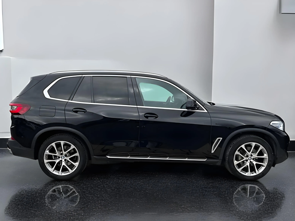 BMW X5 xDrive30d (2)