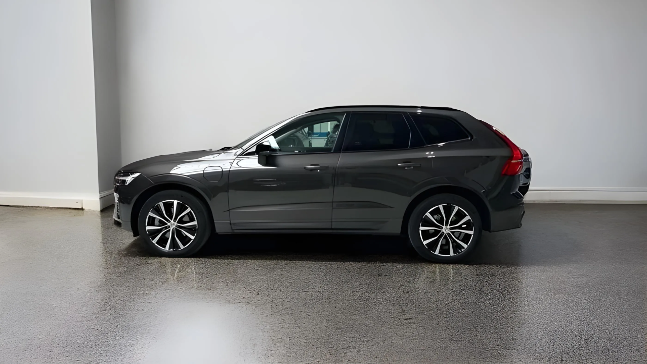 Volvo XC 60 T6 Recharge - foto 6