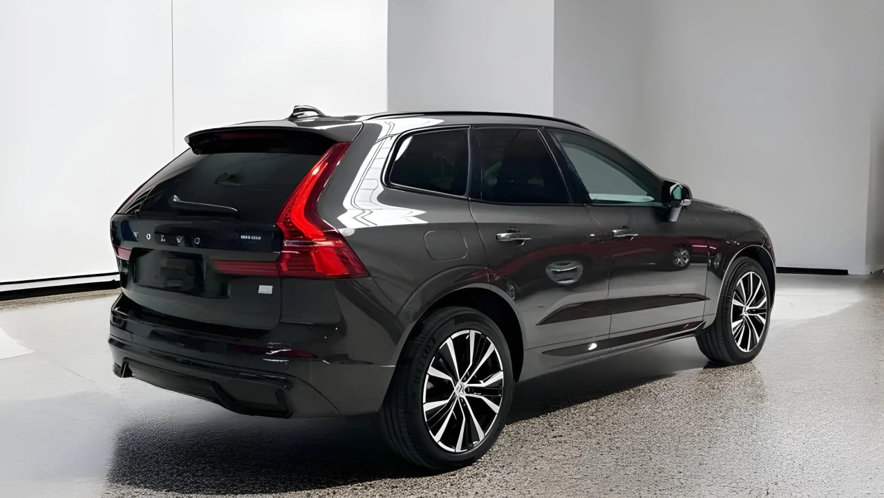 Volvo XC 60 T6 Recharge (3)