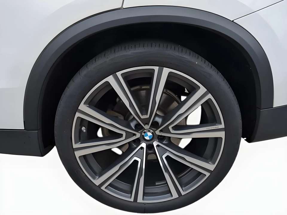 BMW X5 xDrive45e - foto 16