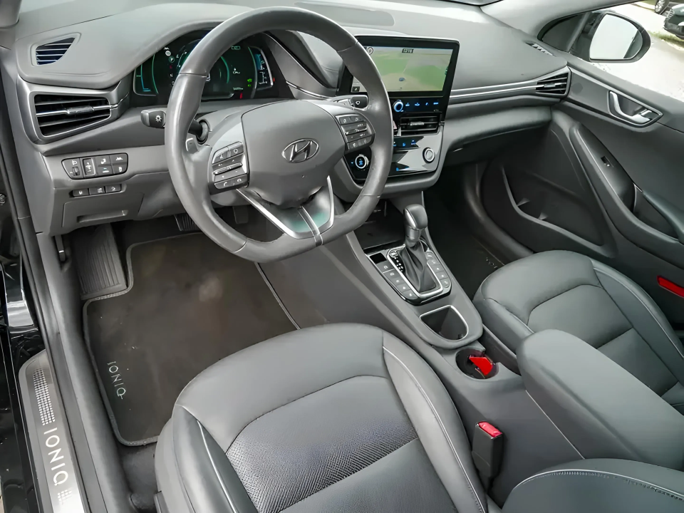 Hyundai IONIQ 1.6 Premium Plug-In Hybrid (4)