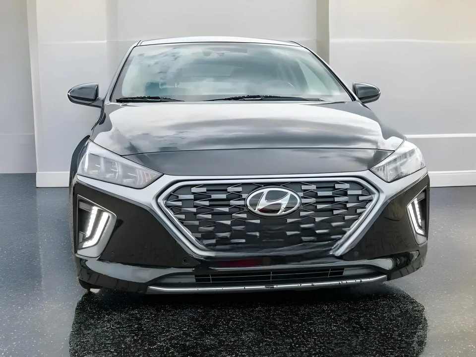 Hyundai IONIQ 1.6 Premium Plug-In Hybrid (2)